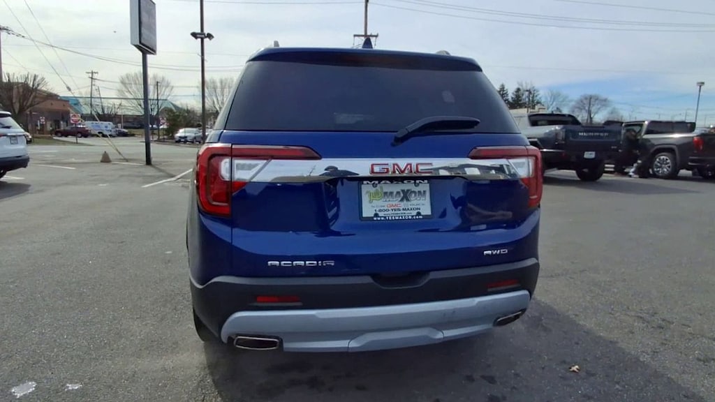 Used 2023 GMC Acadia SLE SUV