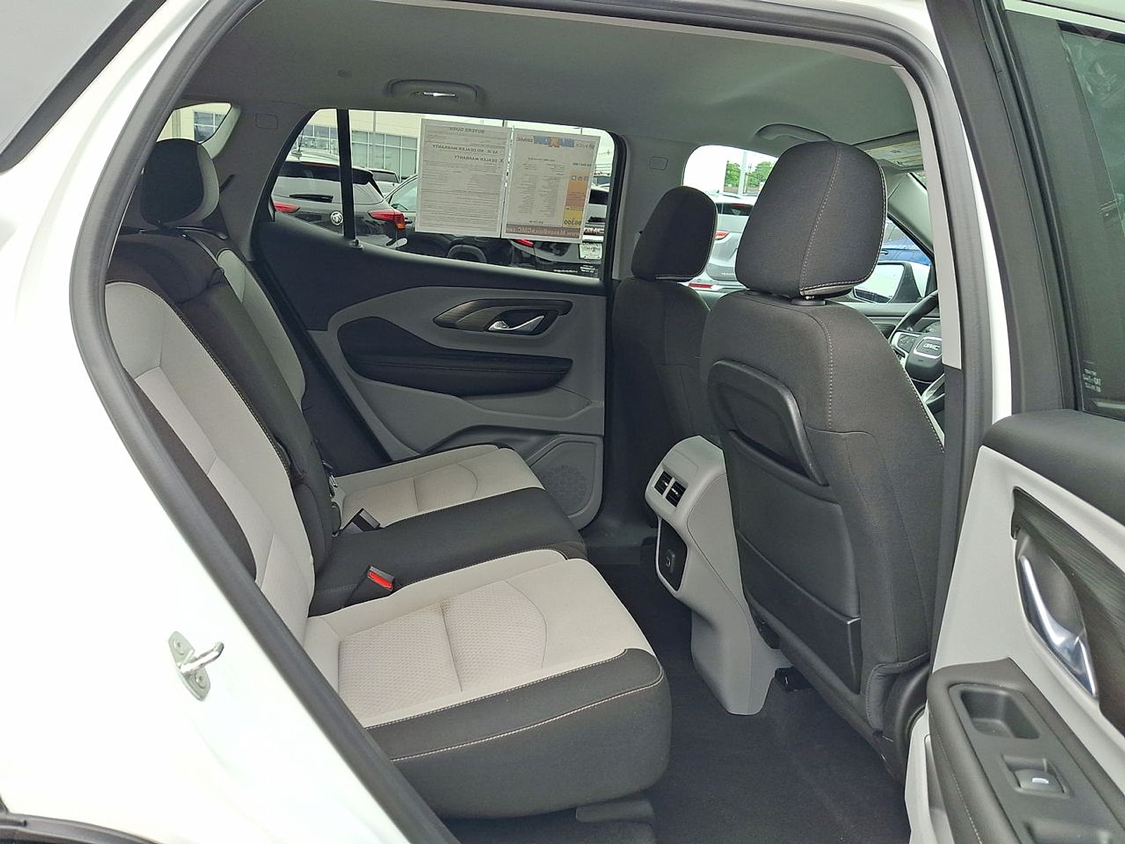 2023 GMC Terrain SLE - Photo 26