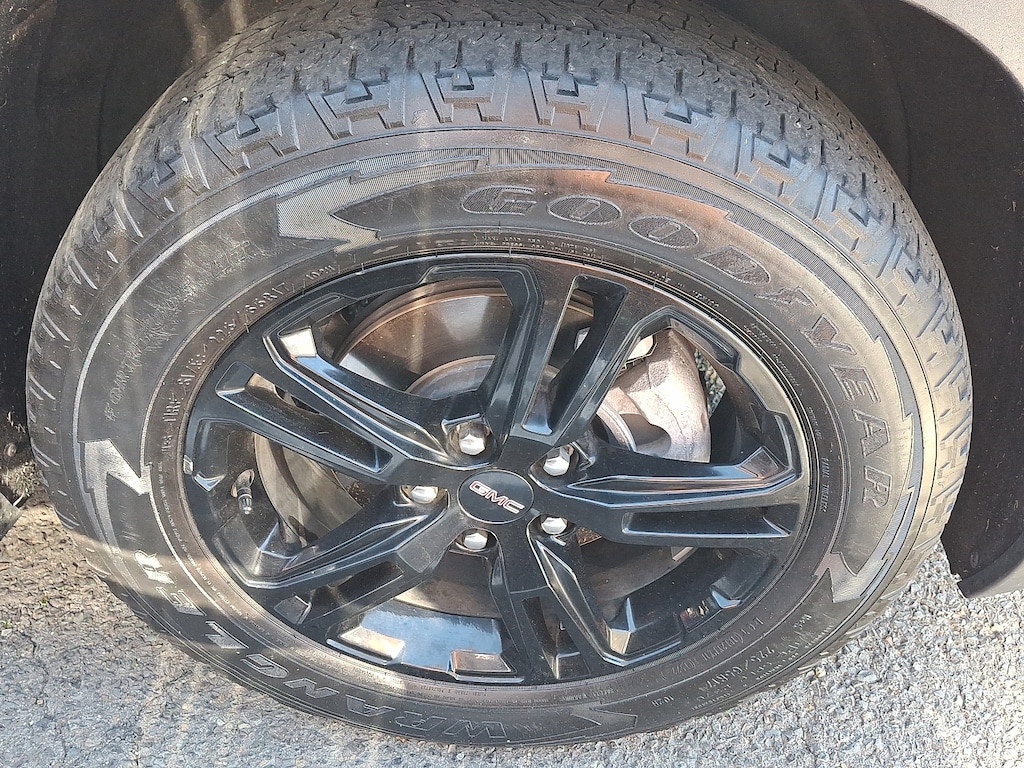 Used 2022 GMC Terrain AT4 SUV