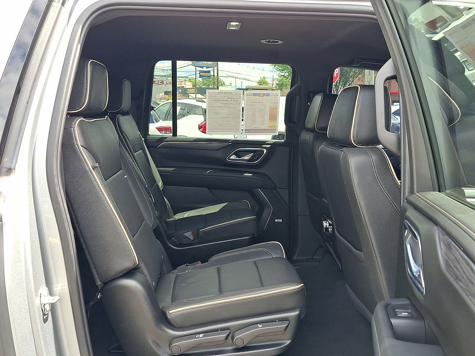 2024 GMC Yukon XL SLT - Photo 27