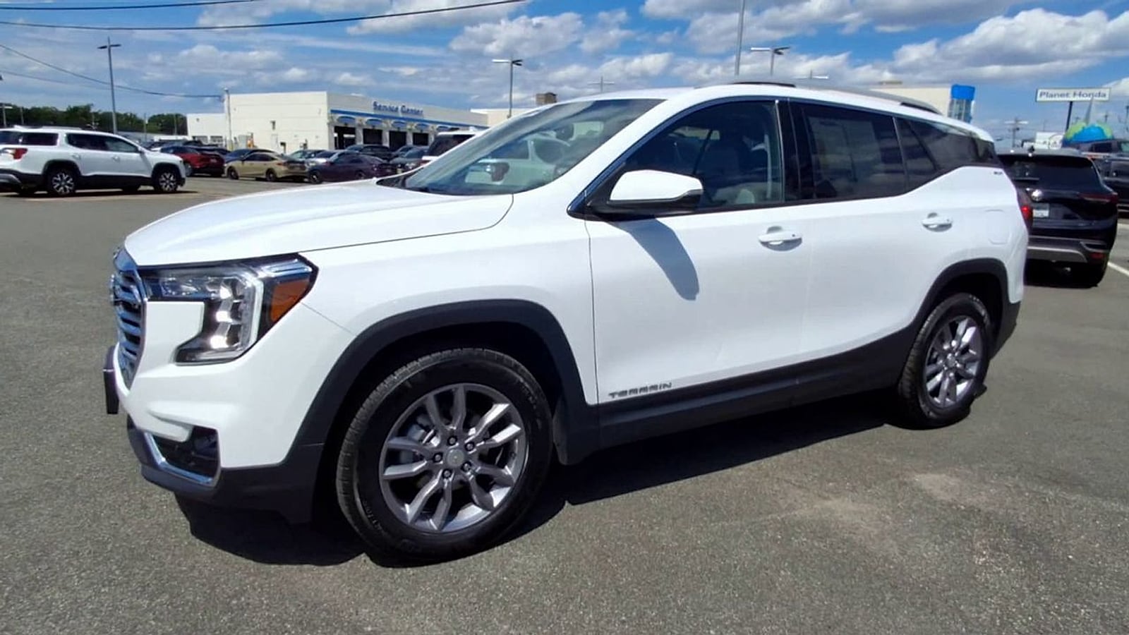 2023 GMC Terrain SLT - Photo 6