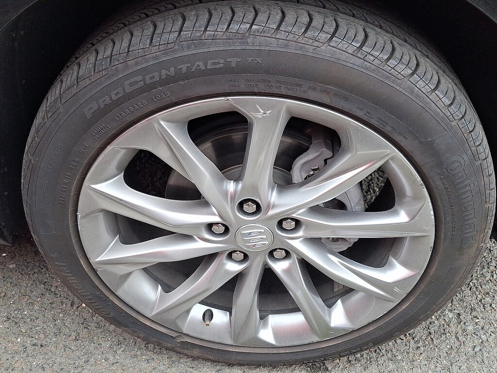 Used 2024 Buick Encore GX Avenir SUV