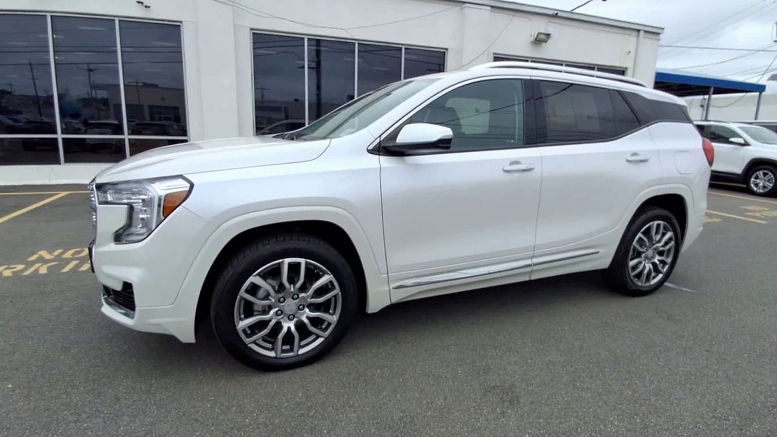2023 GMC Terrain Denali - Photo 6