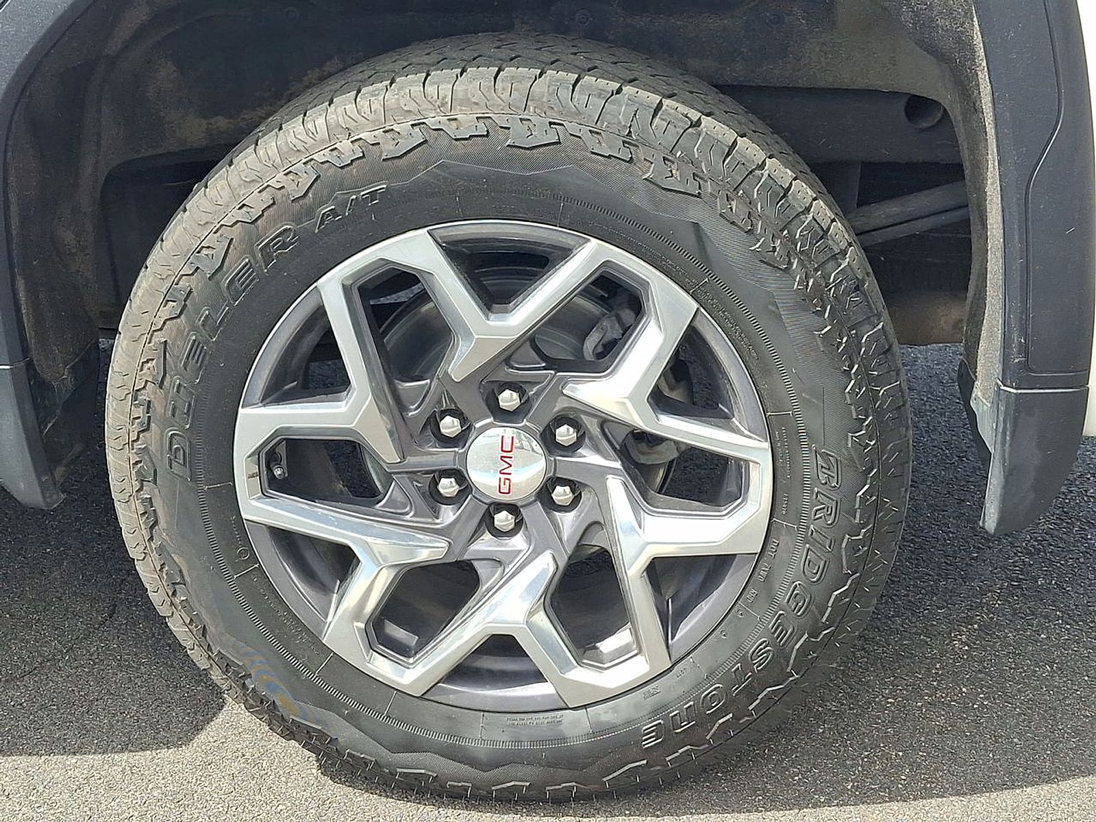 2023 GMC Sierra 1500 SLT - Photo 33