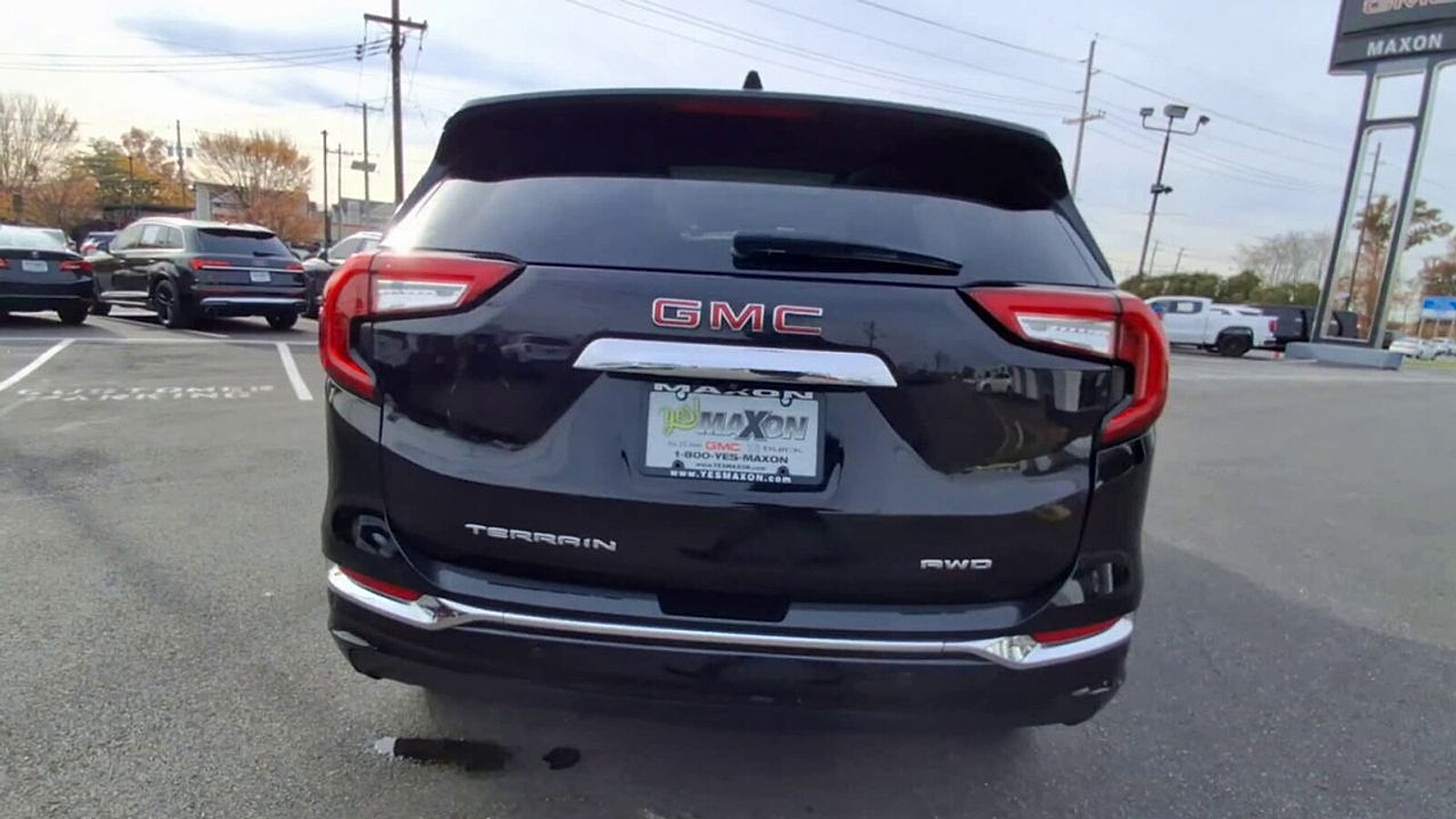 2022 Gmc Terrain Denali photo 2