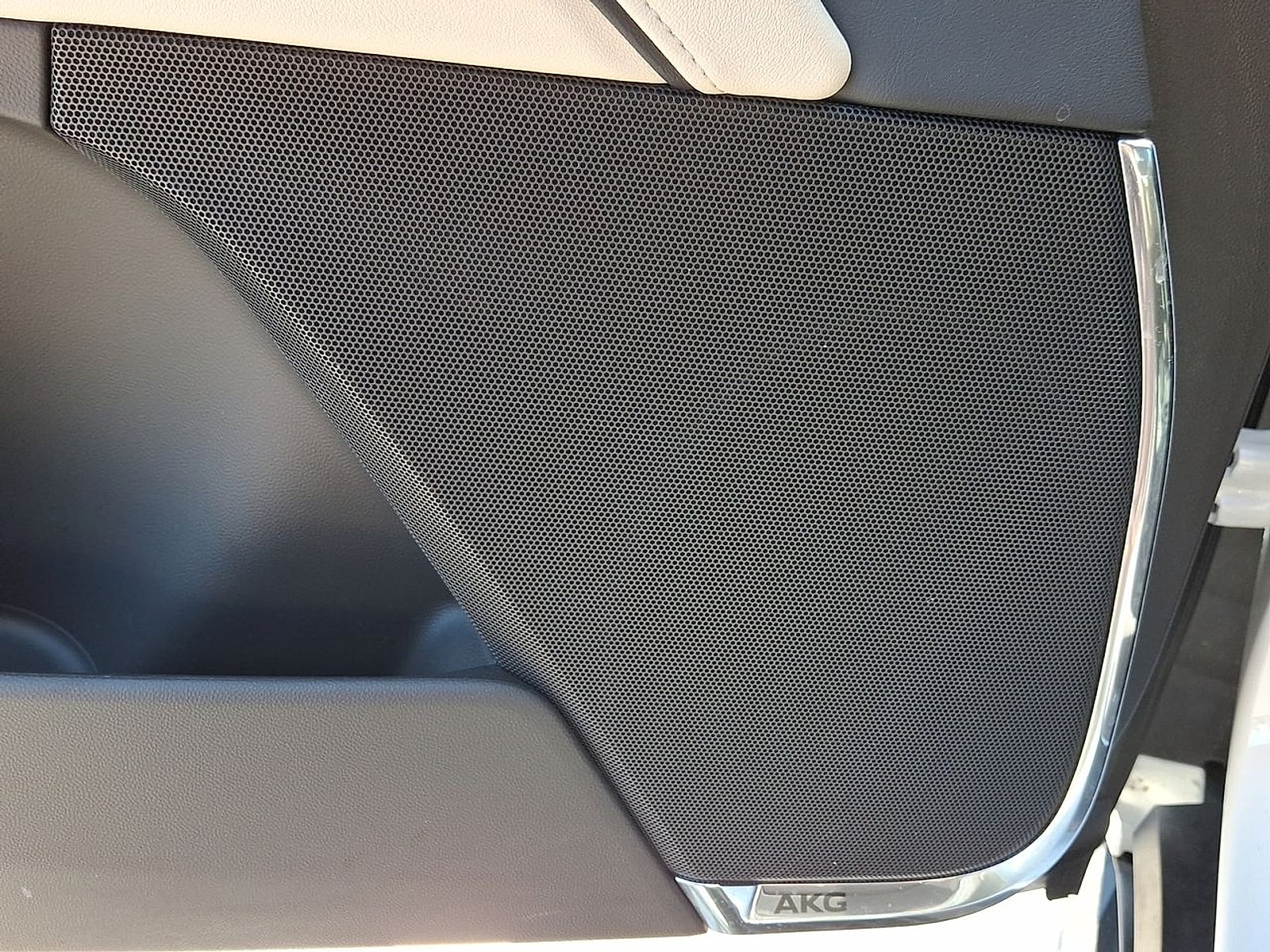 2024 Cadillac Escalade Sport - Photo 25
