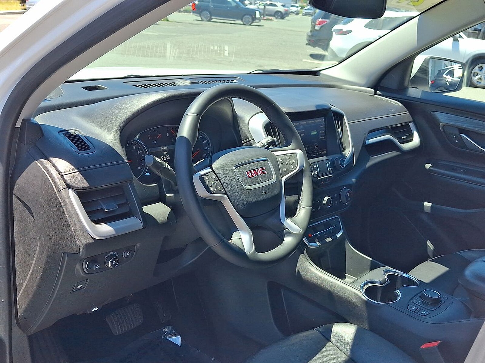 2024 GMC Terrain SLT - Photo 10