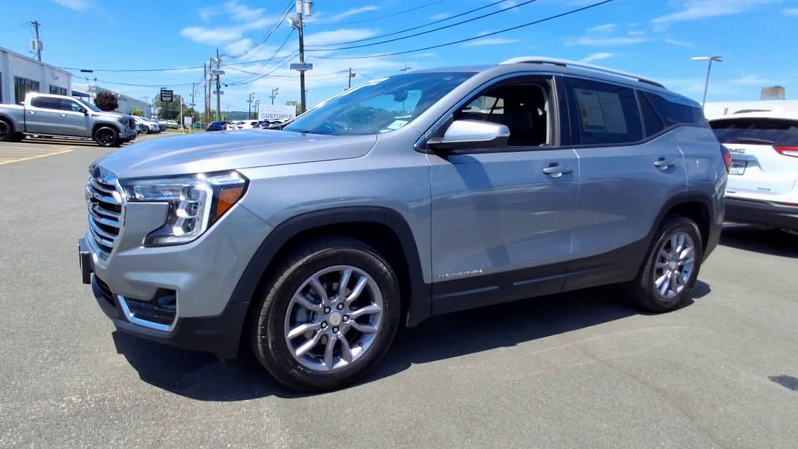 2024 GMC Terrain SLT - Photo 6