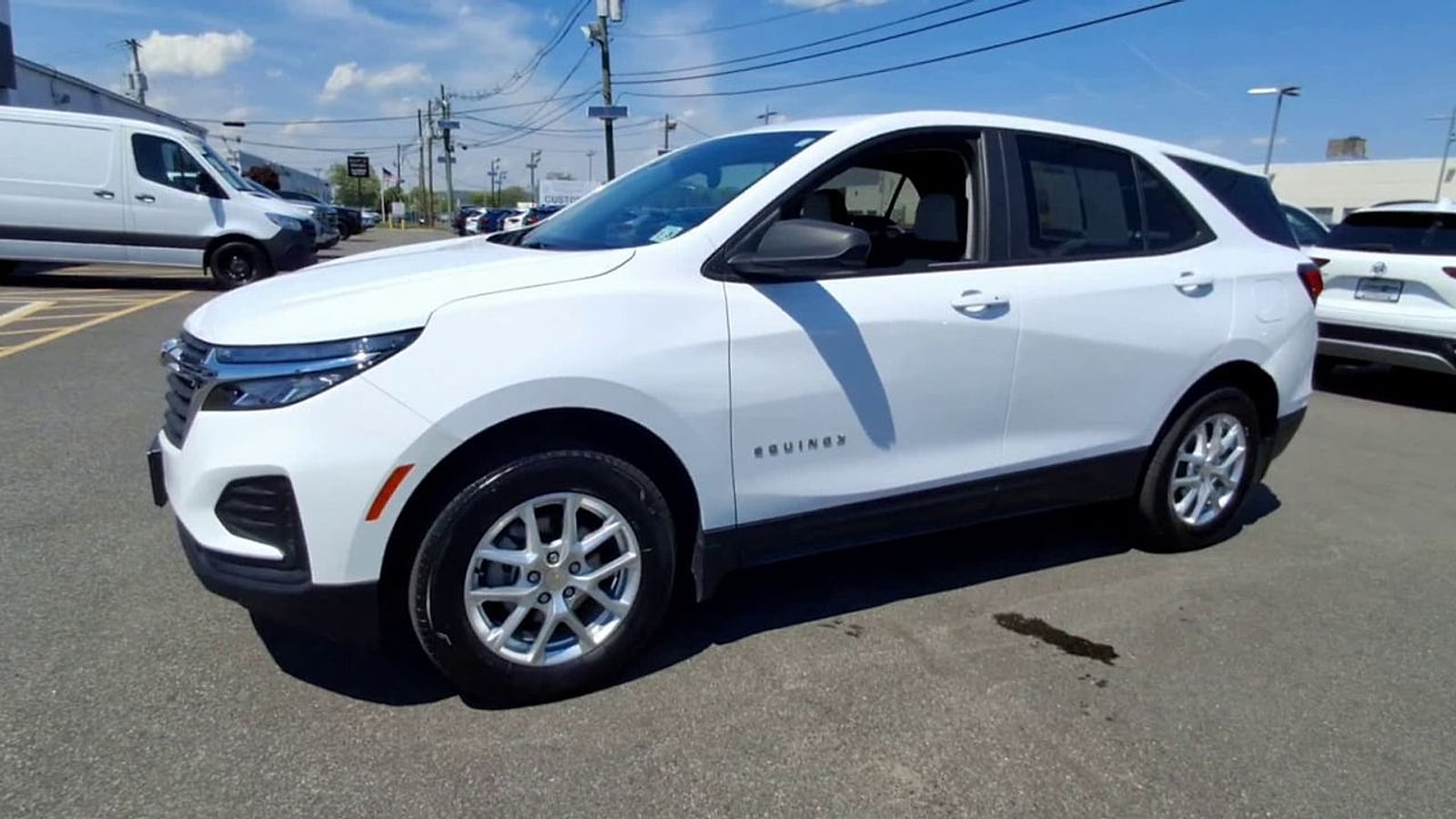 2024 Chevrolet Equinox LS - Photo 6