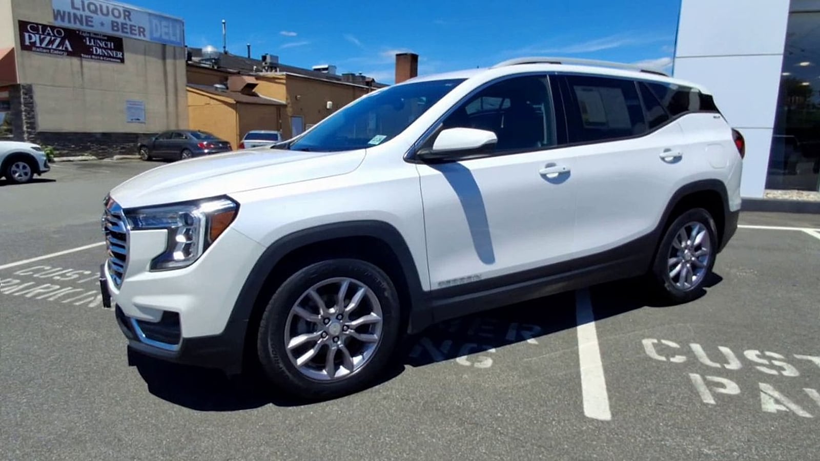 2024 GMC Terrain SLT - Photo 6
