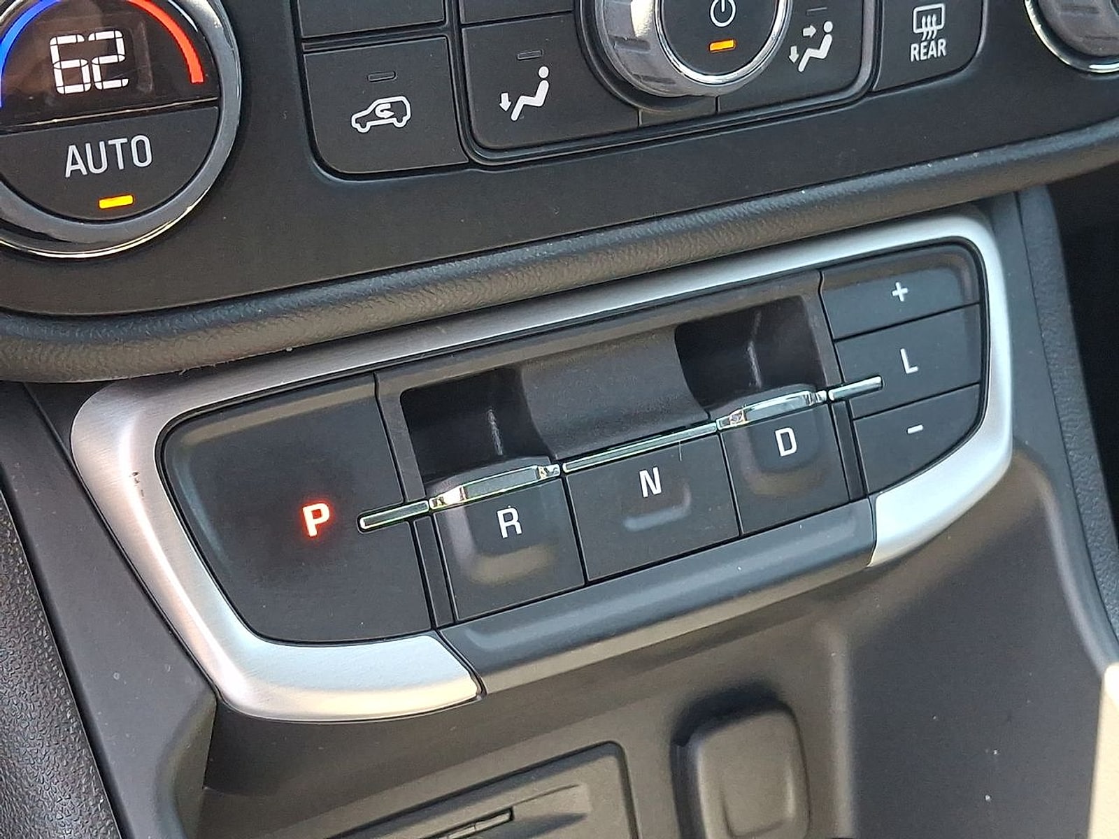 2023 GMC Terrain SLT - Photo 15