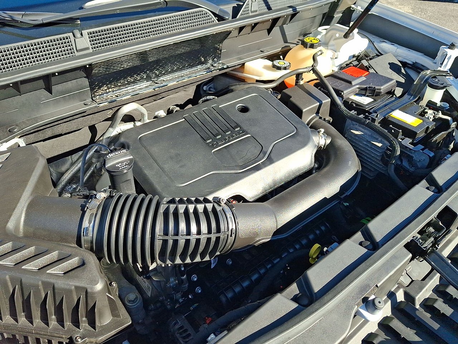 2023 GMC Acadia SLE - Photo 29