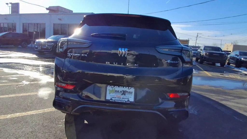 Used 2024 Buick Encore GX Avenir SUV