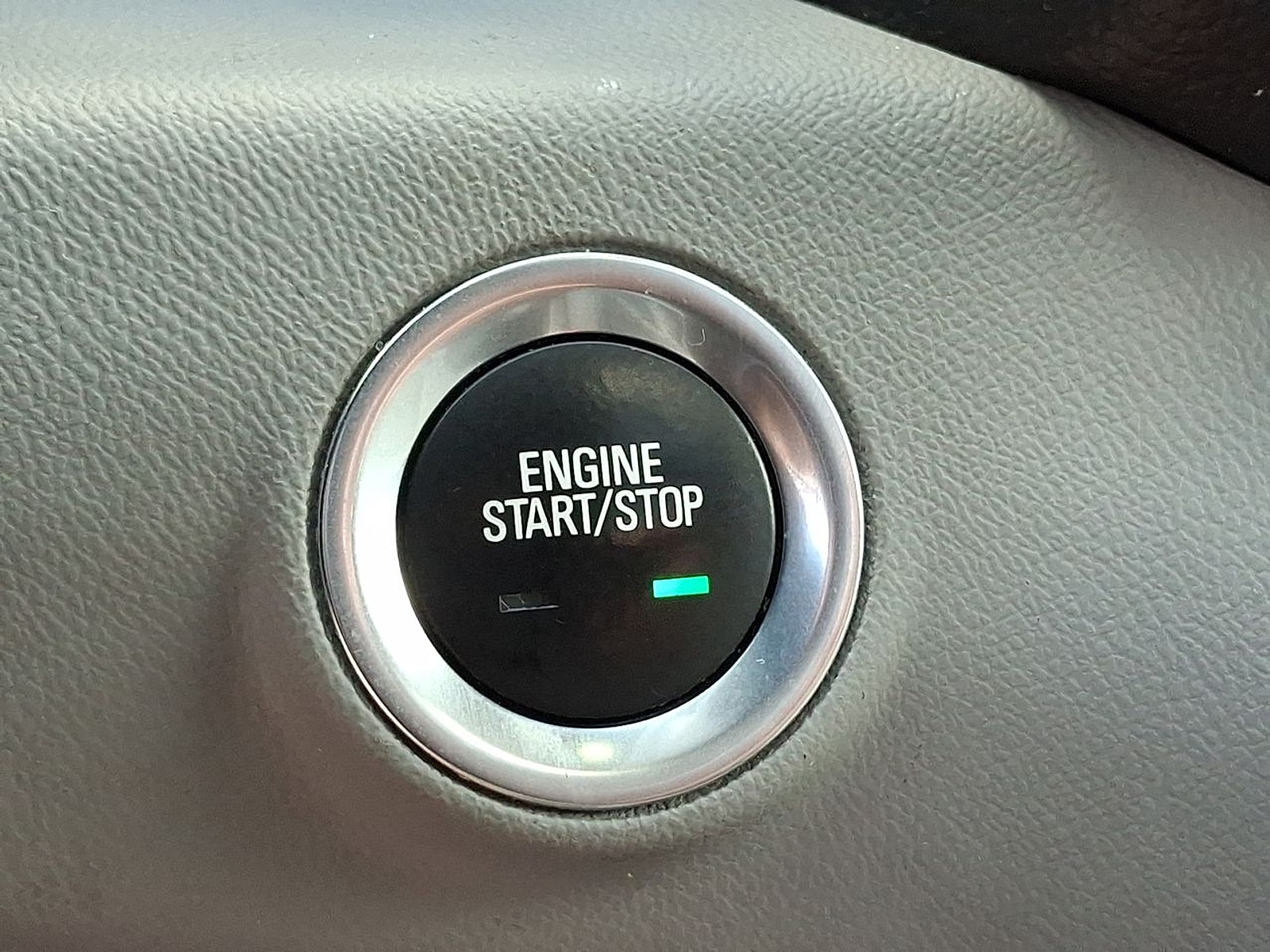2023 GMC Terrain SLT - Photo 16