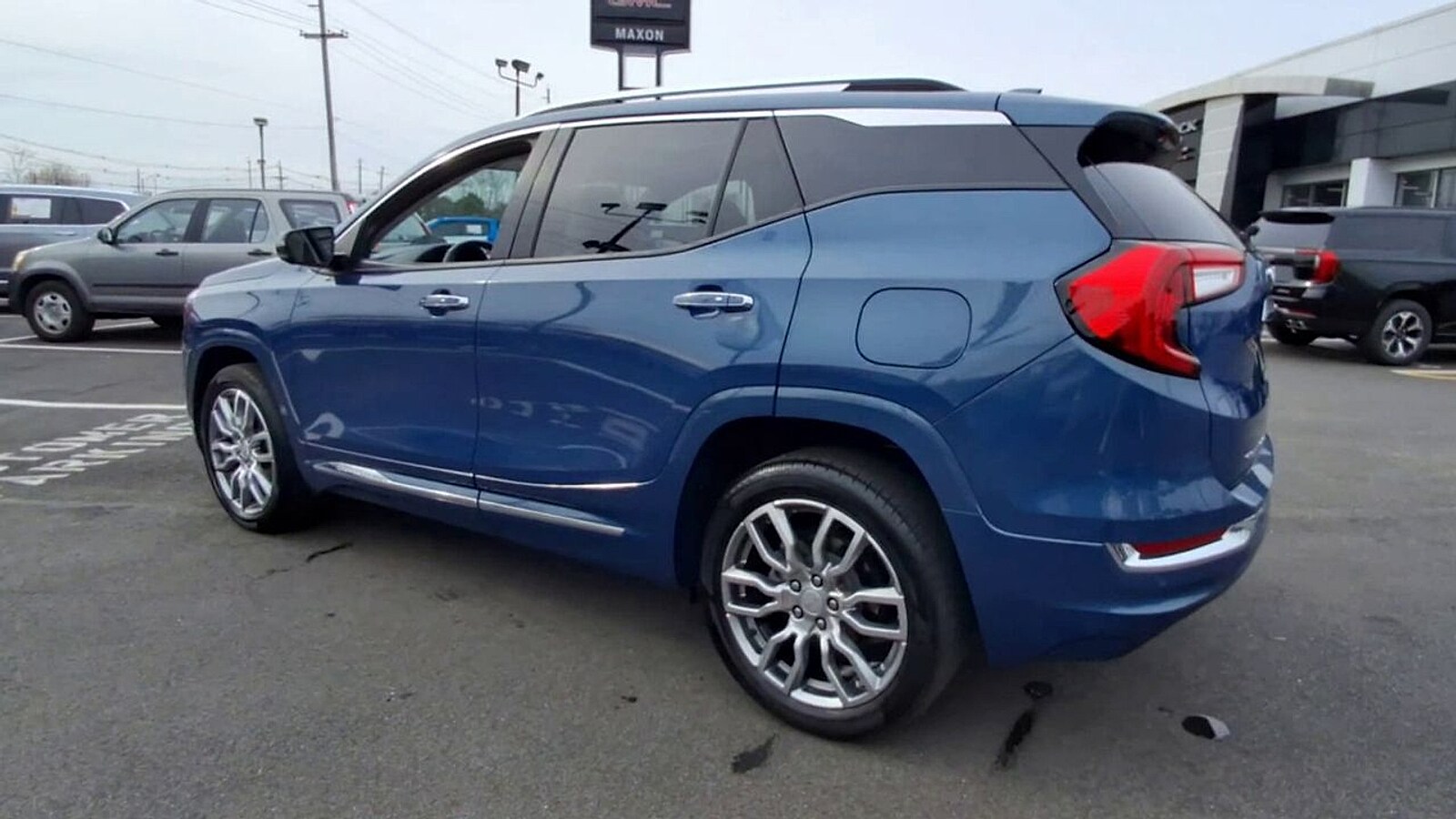 2024 Gmc Terrain Denali photo 4