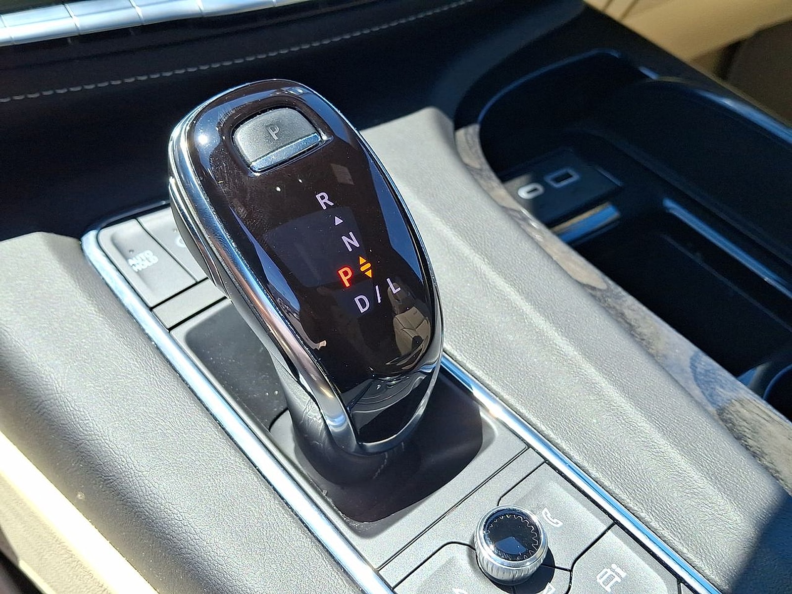 2024 Cadillac Escalade ESV Premium Luxury - Photo 15