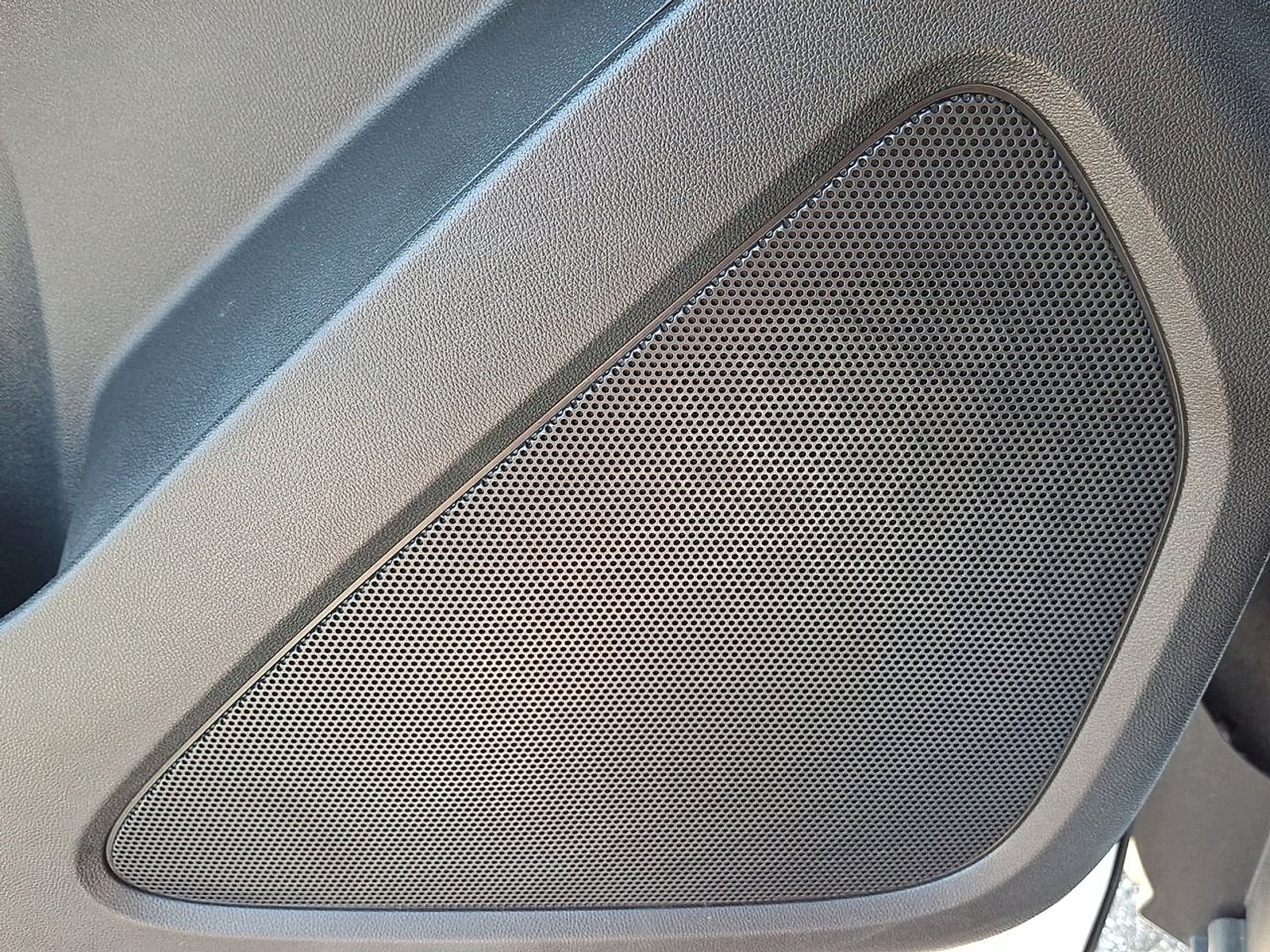 2024 Chevrolet Equinox LS - Photo 23