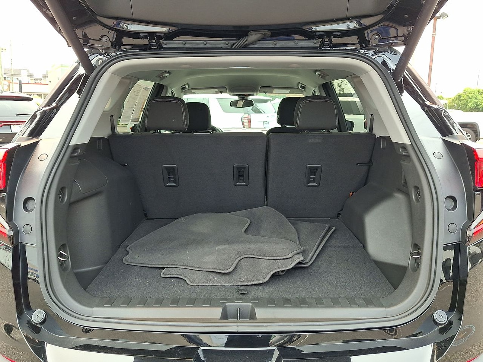 2023 GMC Terrain SLE - Photo 26