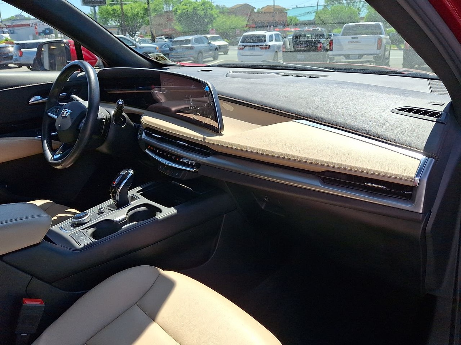 2024 Cadillac XT4 Luxury - Photo 29