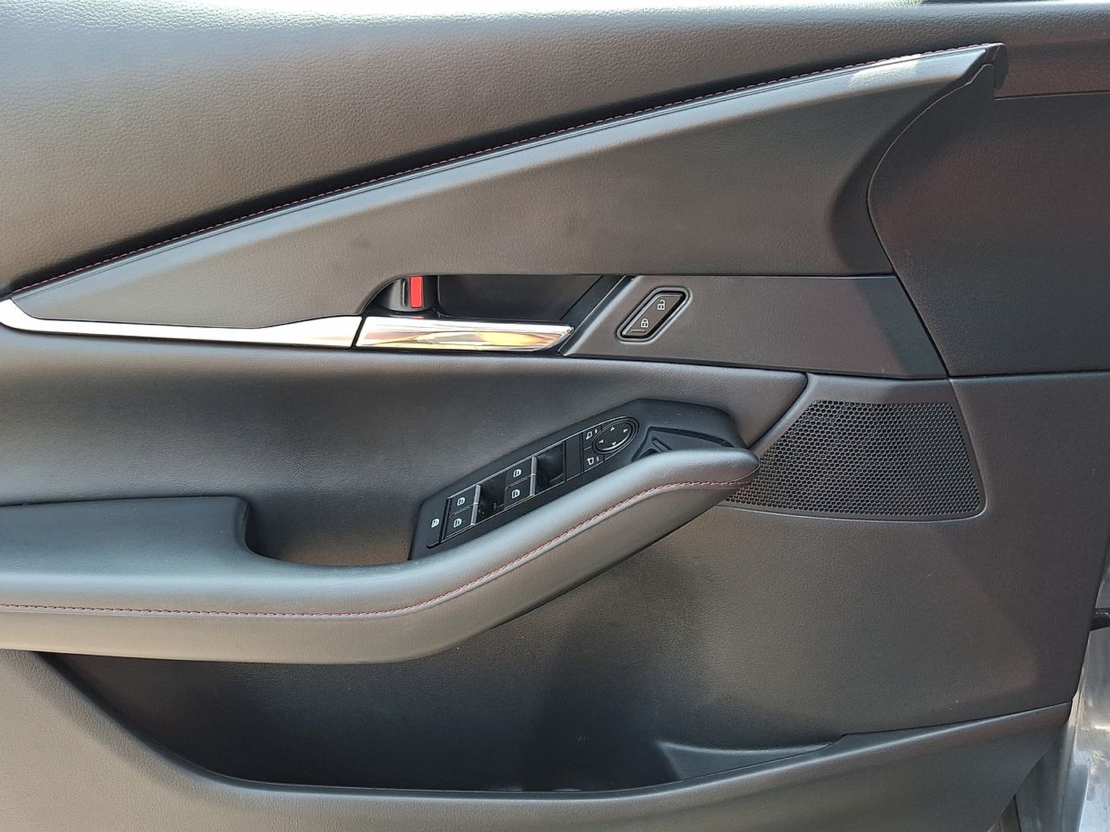 2023 Mazda CX-30 Carbon Edition - Photo 22