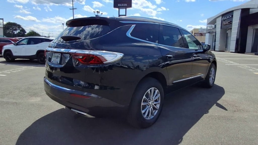 Used 2024 Buick Enclave Essence SUV