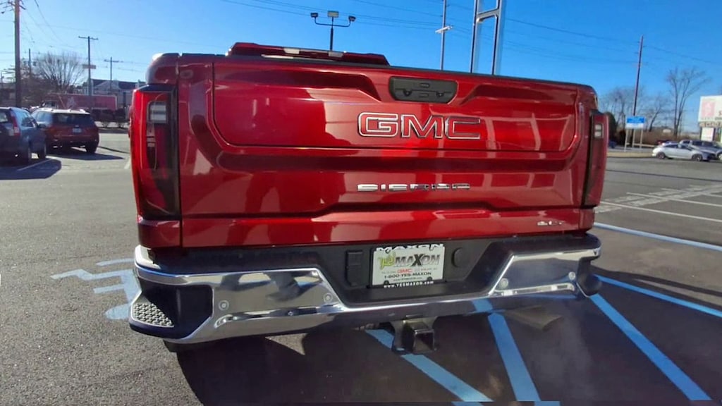 Used 2025 GMC Sierra 2500 HD SLT Truck