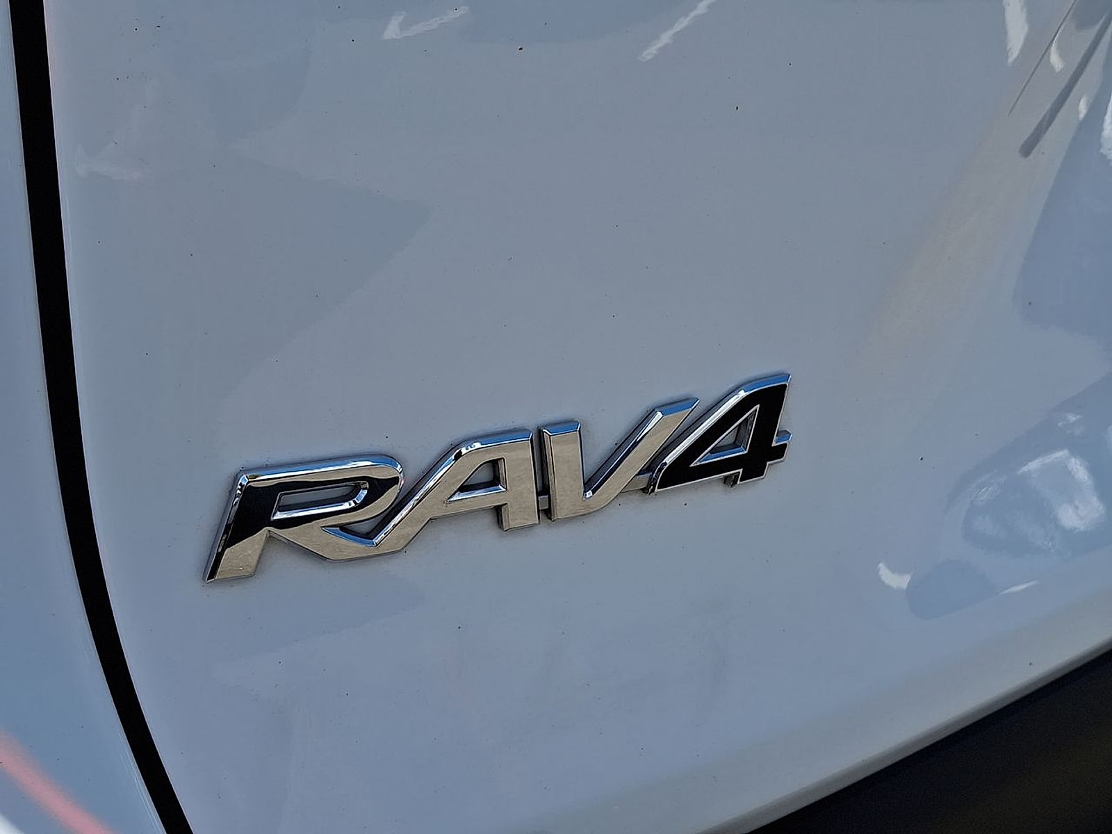 2023 Toyota RAV4 XLE - Photo 32