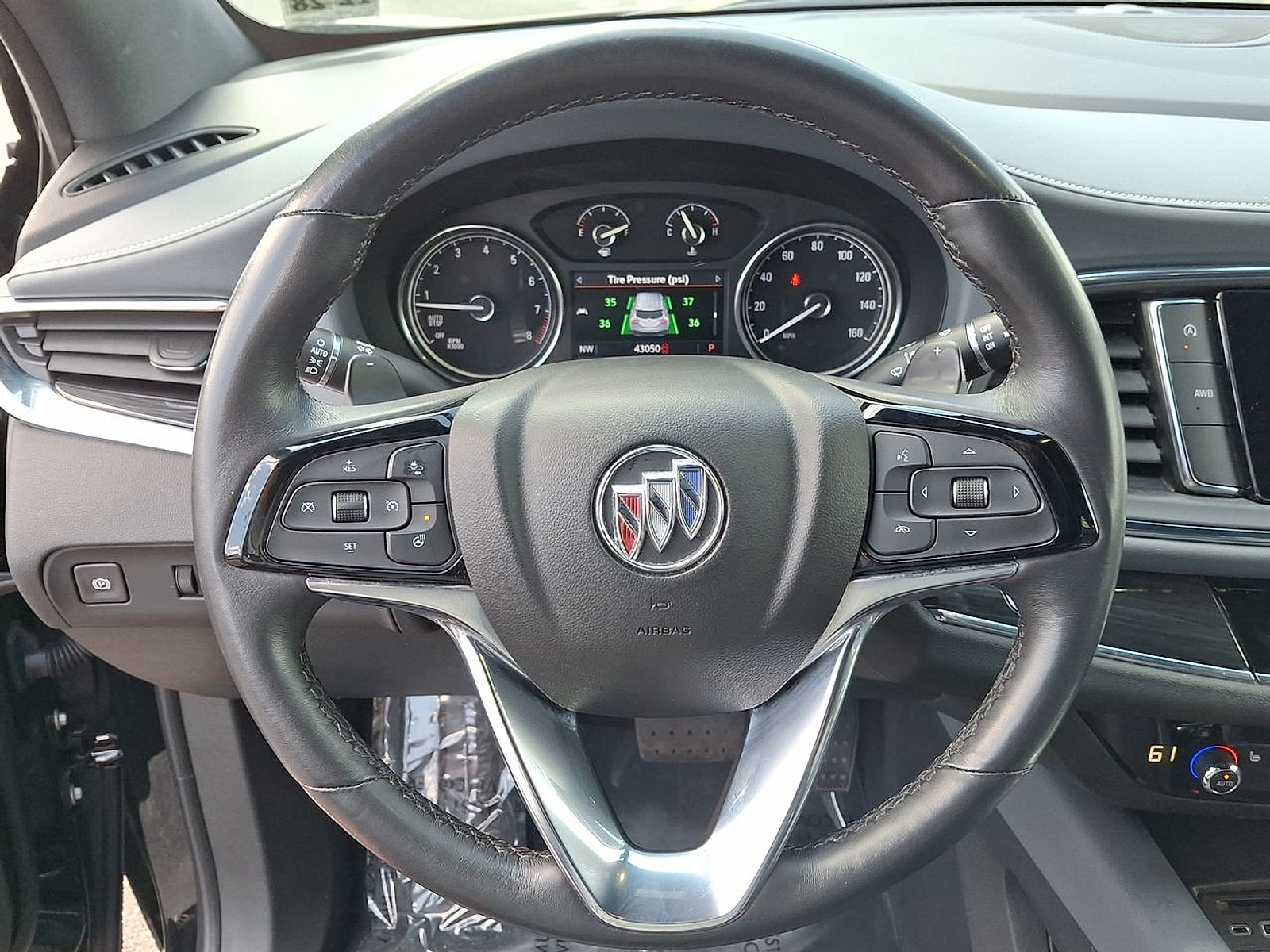 2024 Buick Enclave Essence - Photo 11