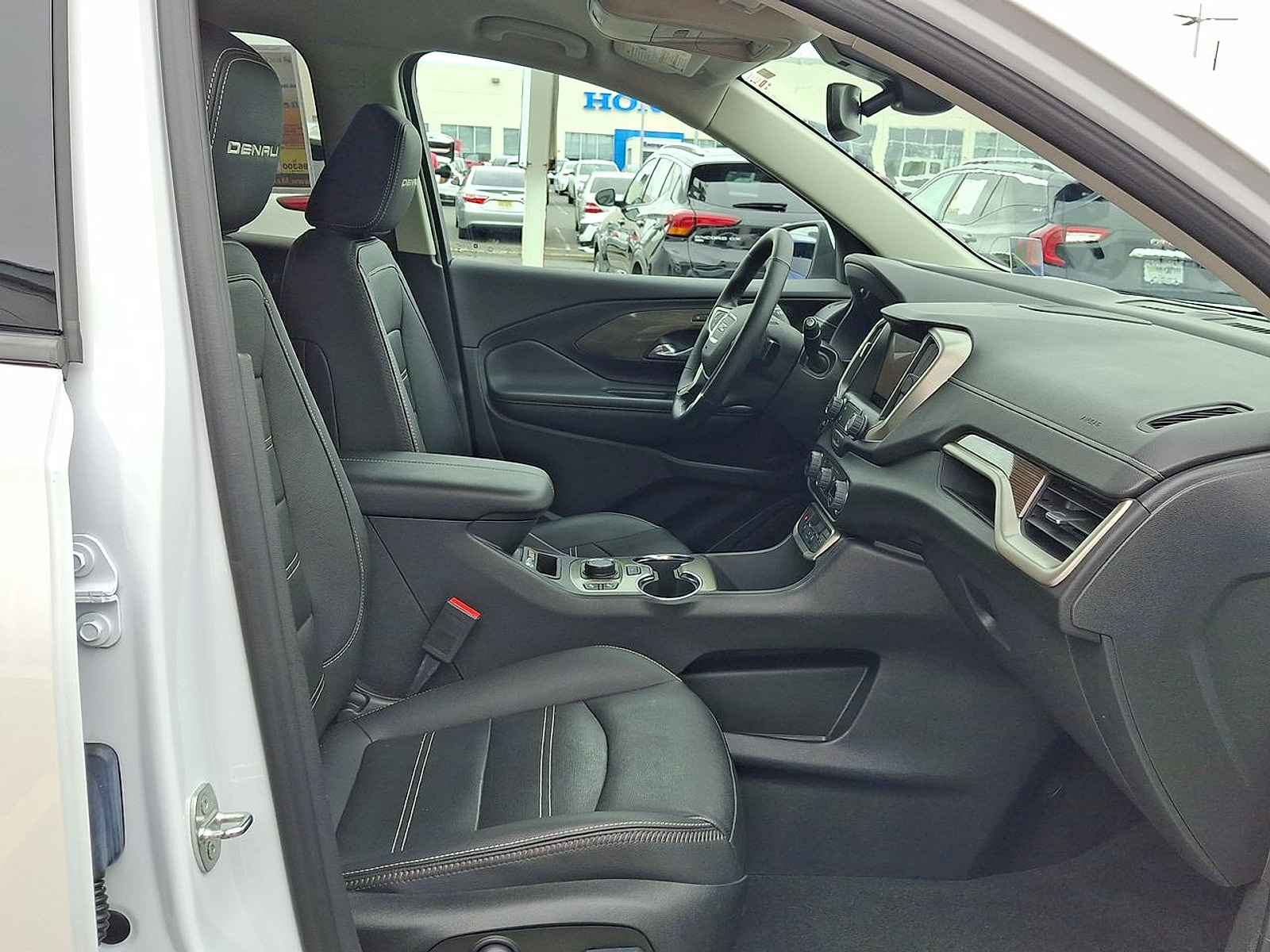 2023 GMC Terrain Denali - Photo 28