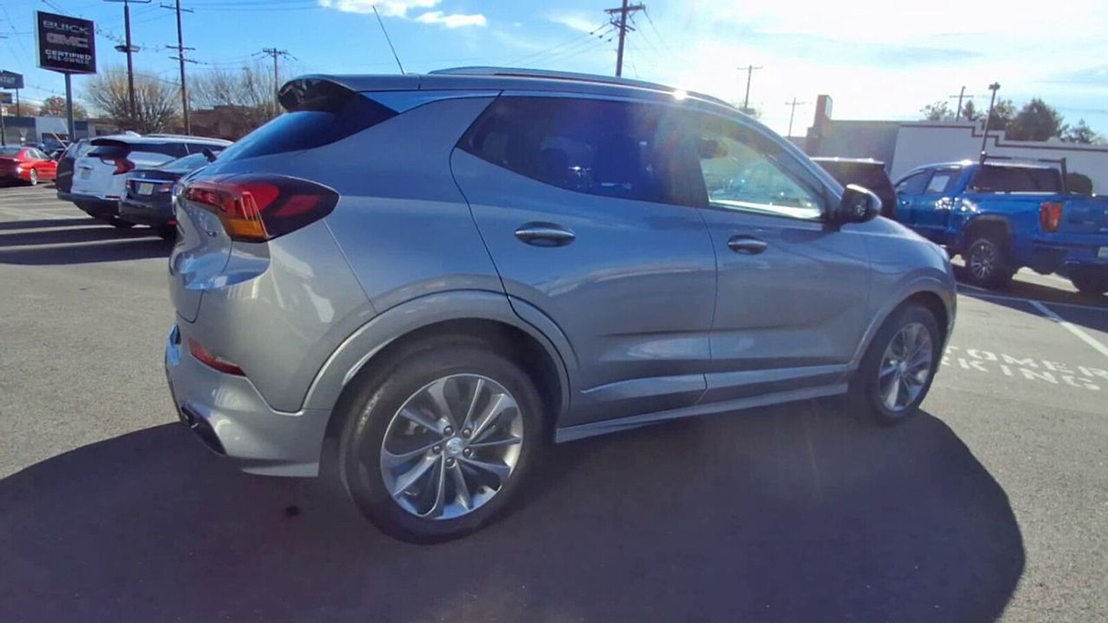 2023 Buick Encore GX Select photo 2