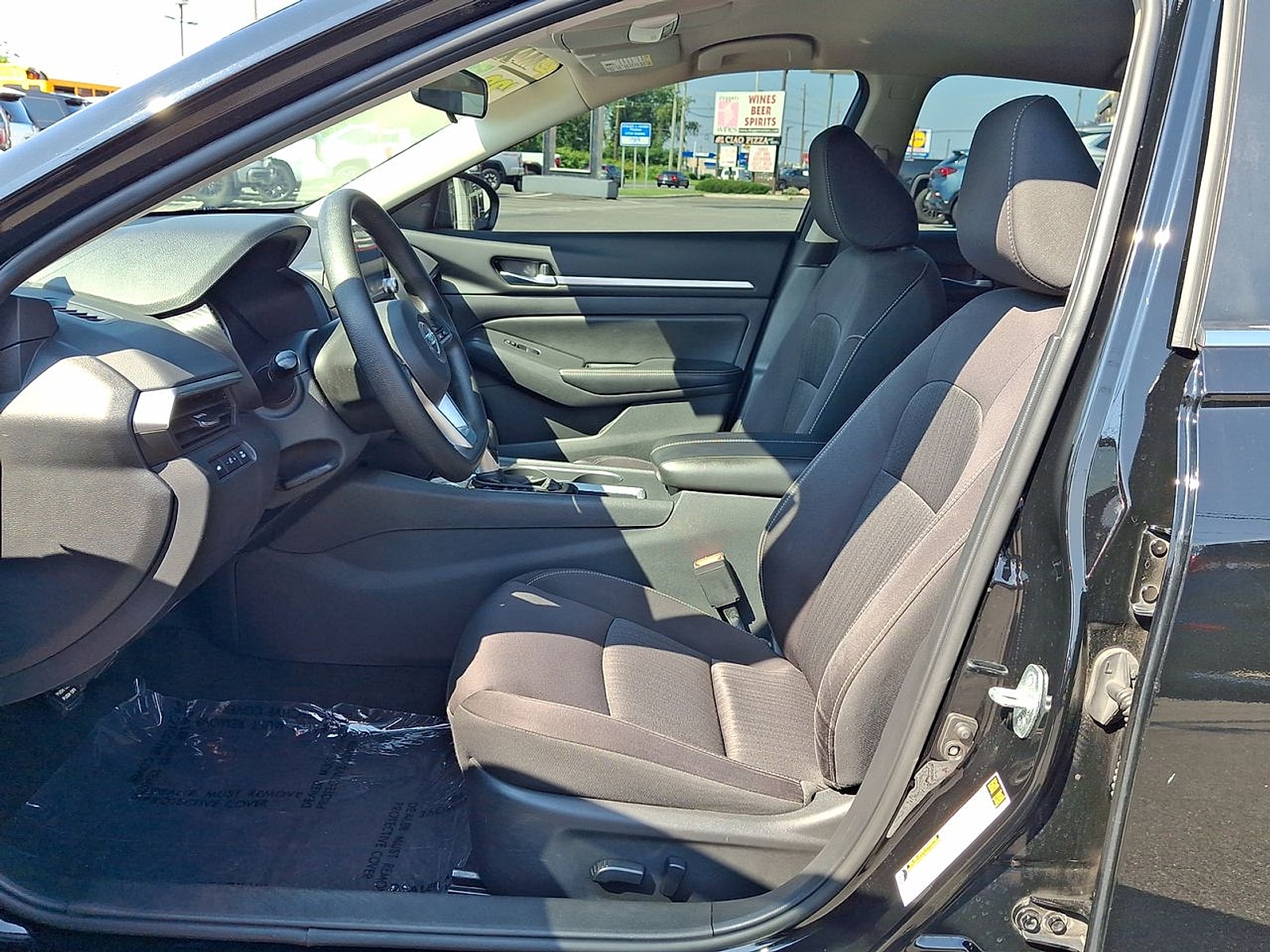 2022 Nissan Altima SV - Photo 18