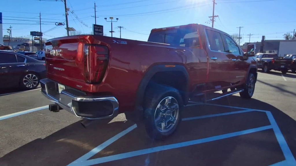 Used 2025 GMC Sierra 2500 HD SLT Truck