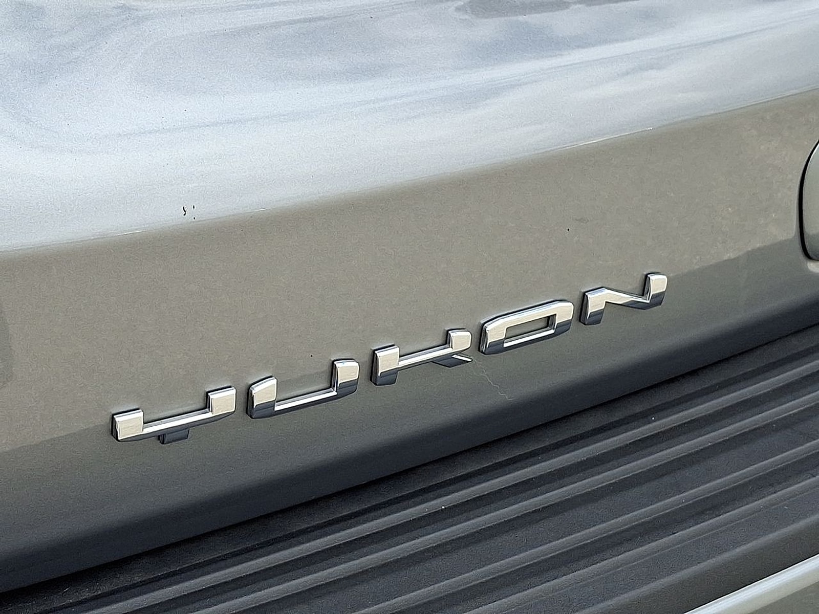 2024 GMC Yukon XL SLT - Photo 32