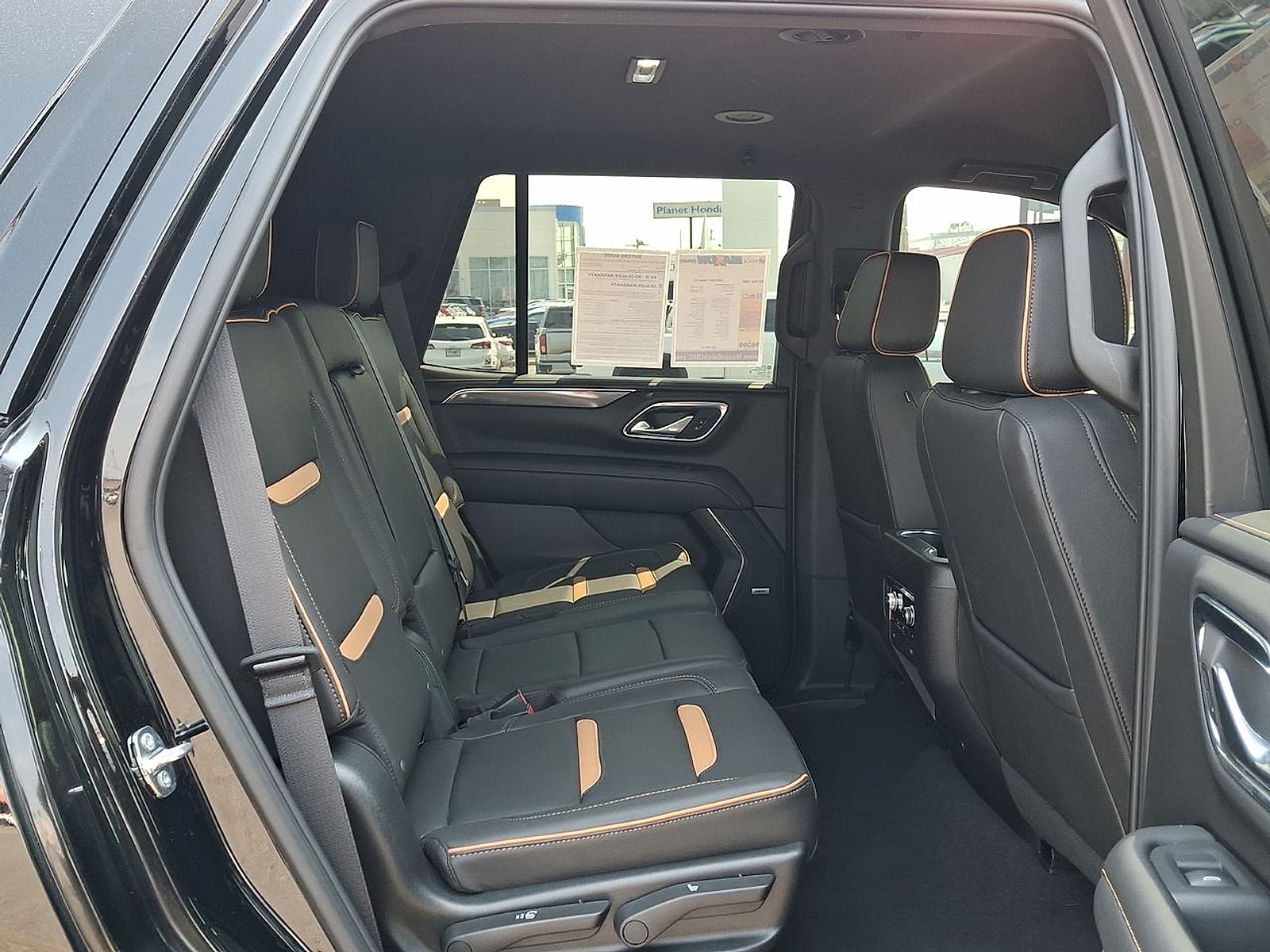 2023 GMC Yukon AT4 - Photo 27