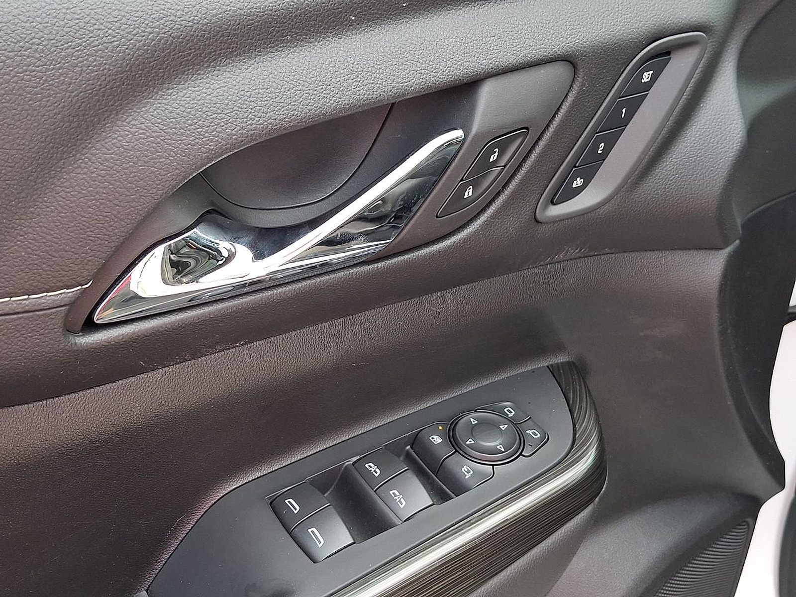 2023 GMC Acadia SLT - Photo 22
