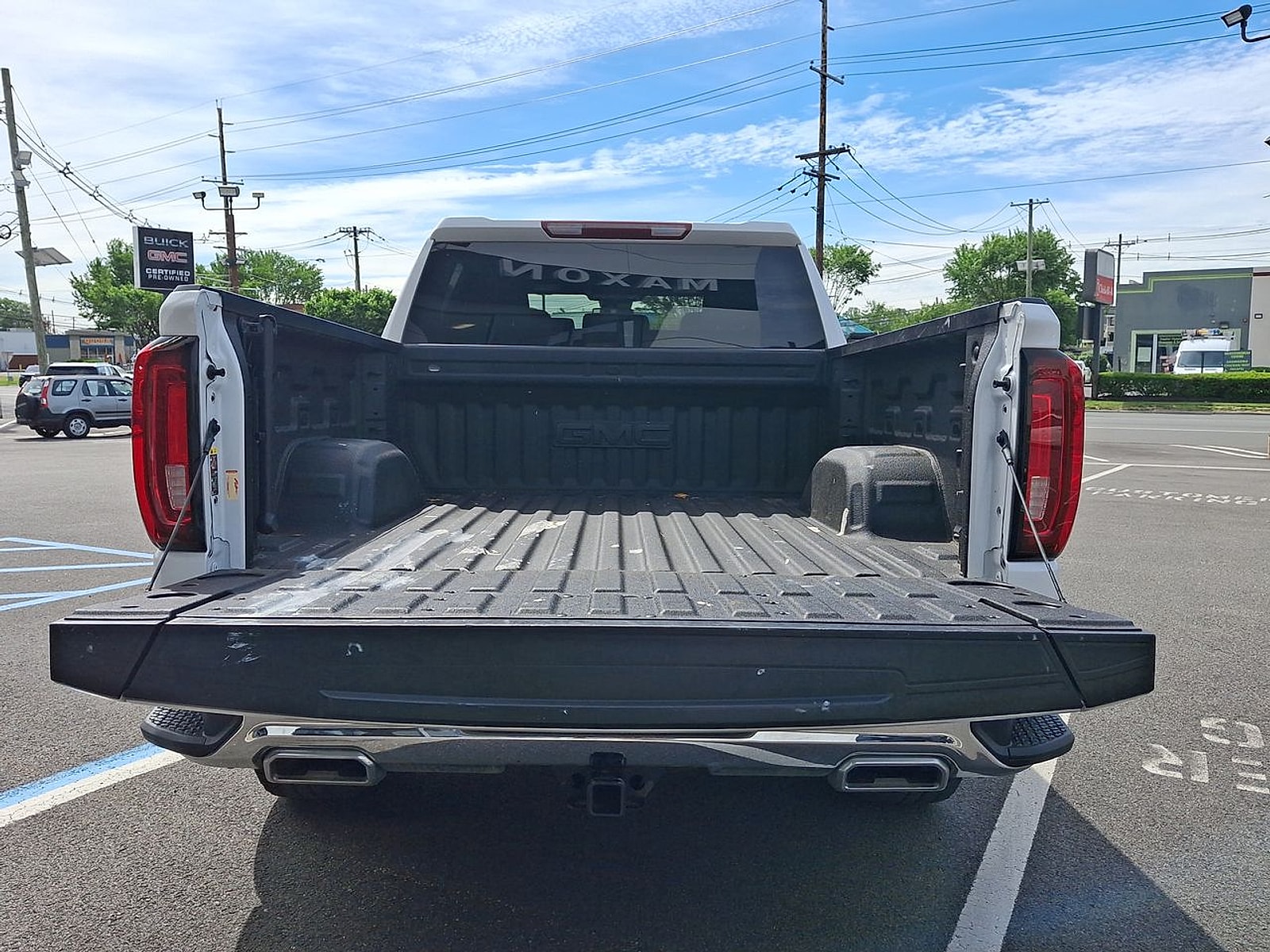 2023 GMC Sierra 1500 SLT - Photo 26