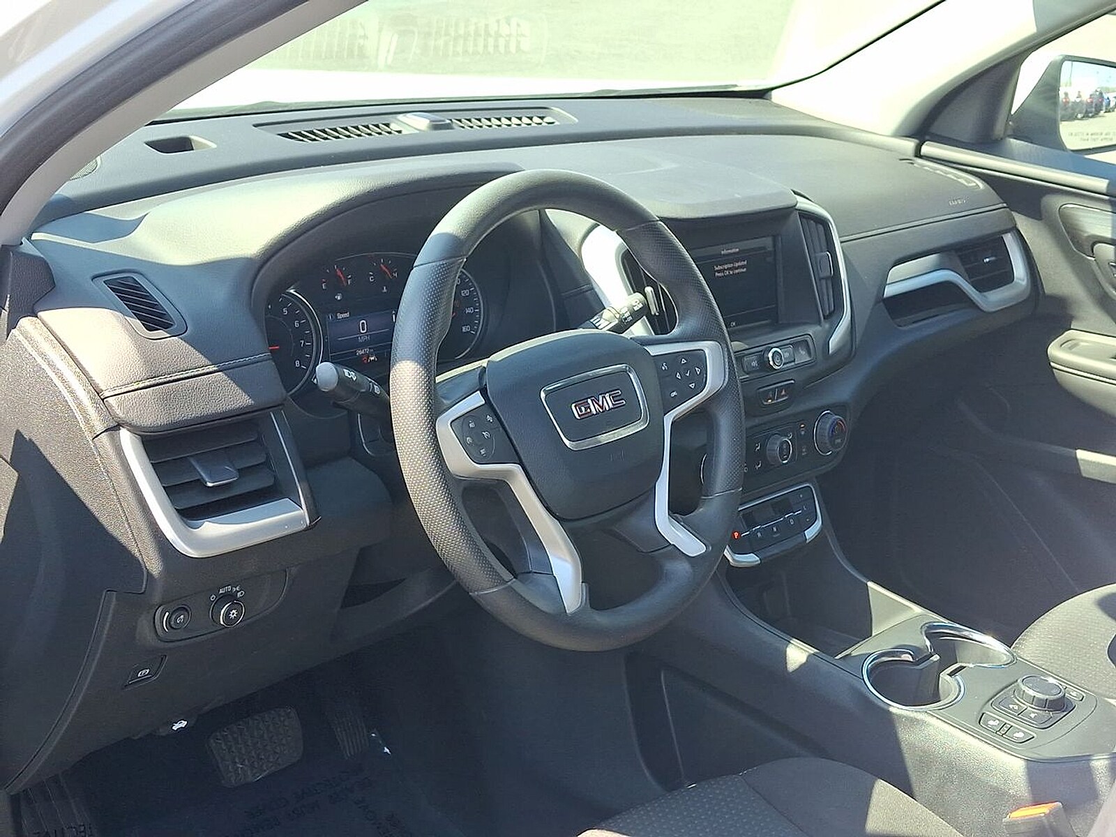 2022 GMC Terrain SLE - Photo 10