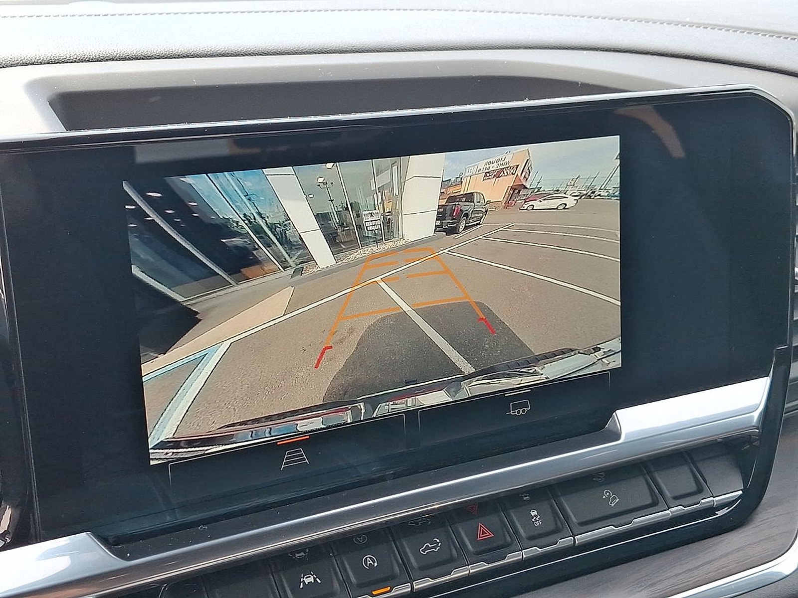 2023 GMC Sierra 1500 SLT - Photo 15