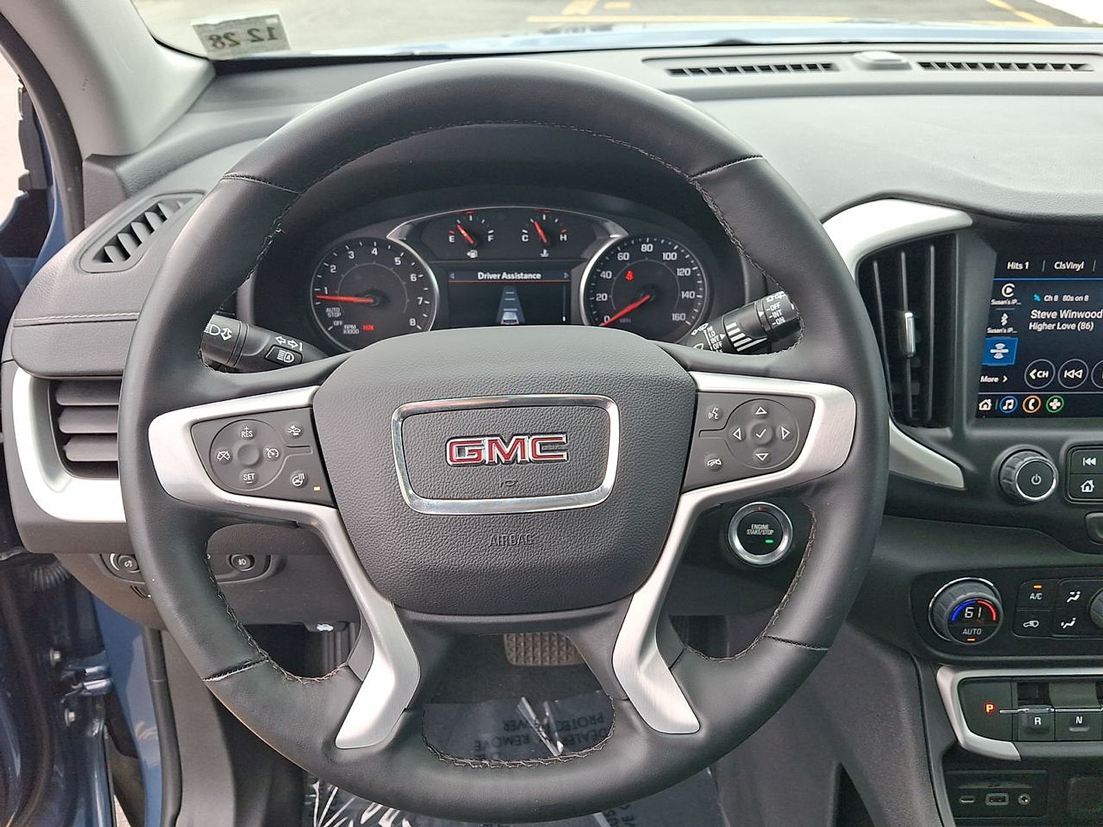 2024 GMC Terrain SLT - Photo 11