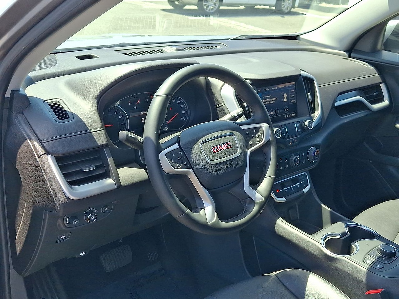 2024 GMC Terrain SLT - Photo 10