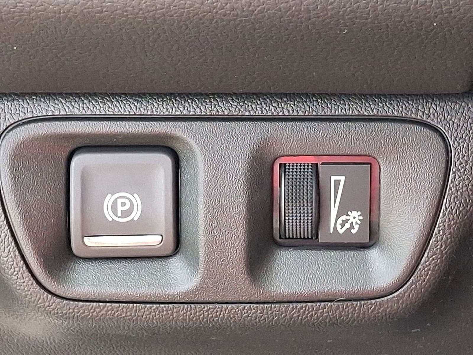 2023 GMC Acadia SLT - Photo 17