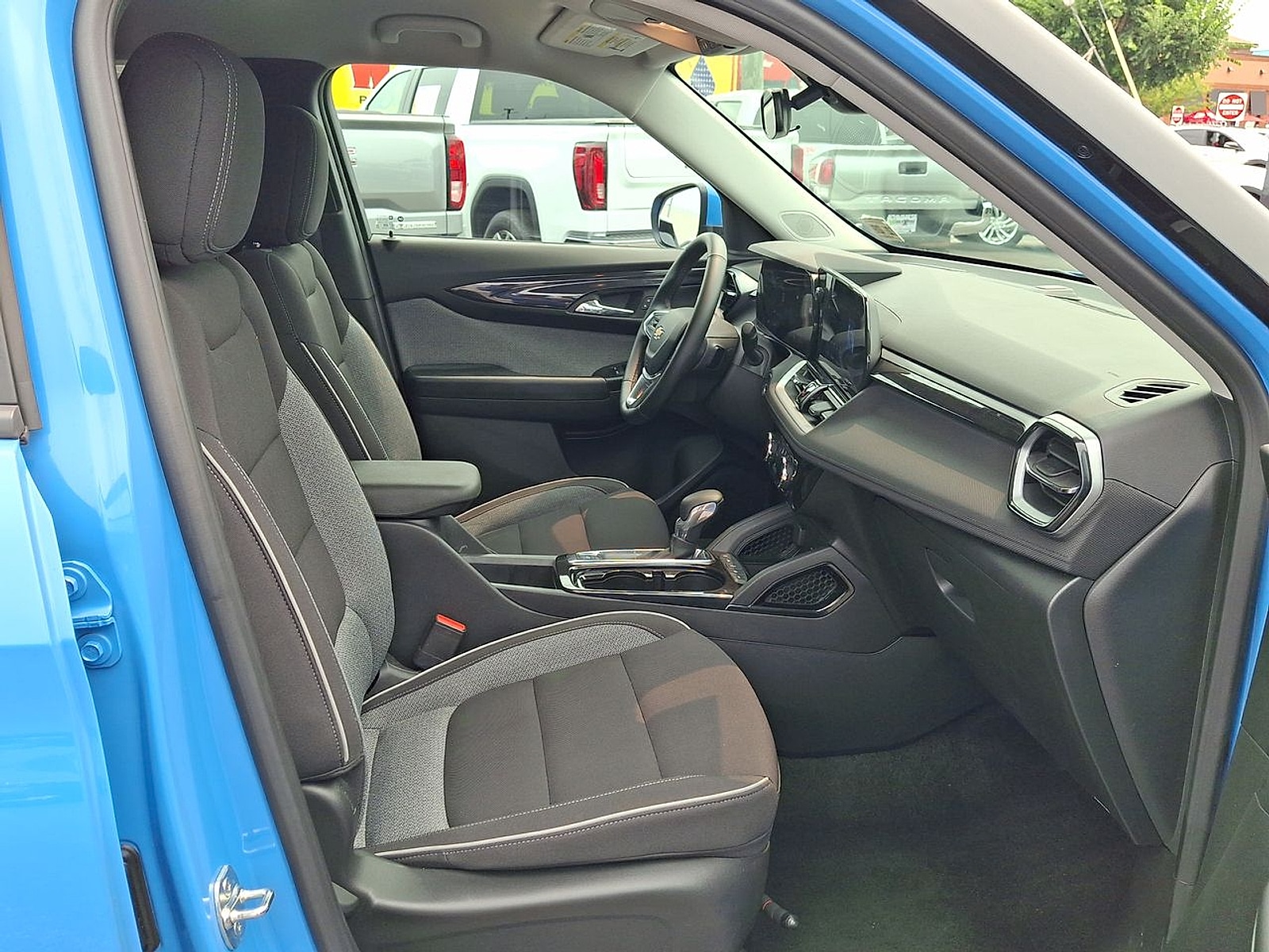2024 Chevrolet TrailBlazer LT - Photo 26