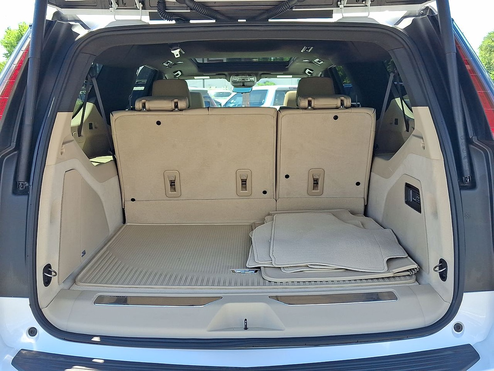 2024 Cadillac Escalade ESV Premium Luxury - Photo 26