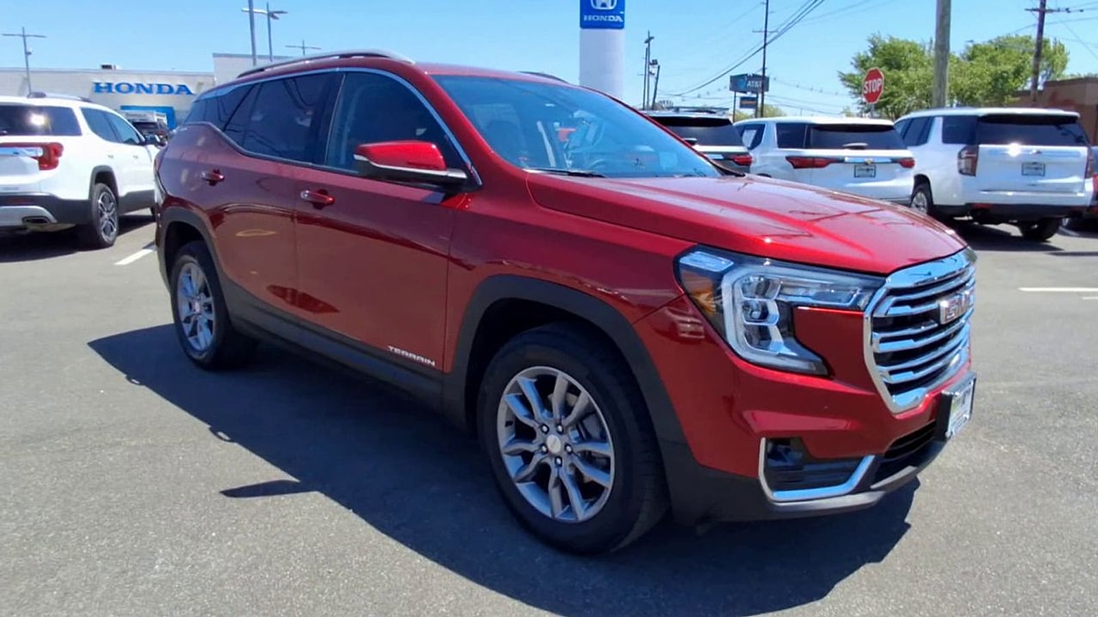 2023 GMC Terrain SLT - Photo 8