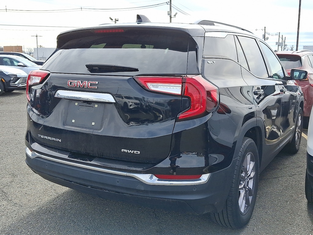 Used 2023 GMC Terrain SLT SUV