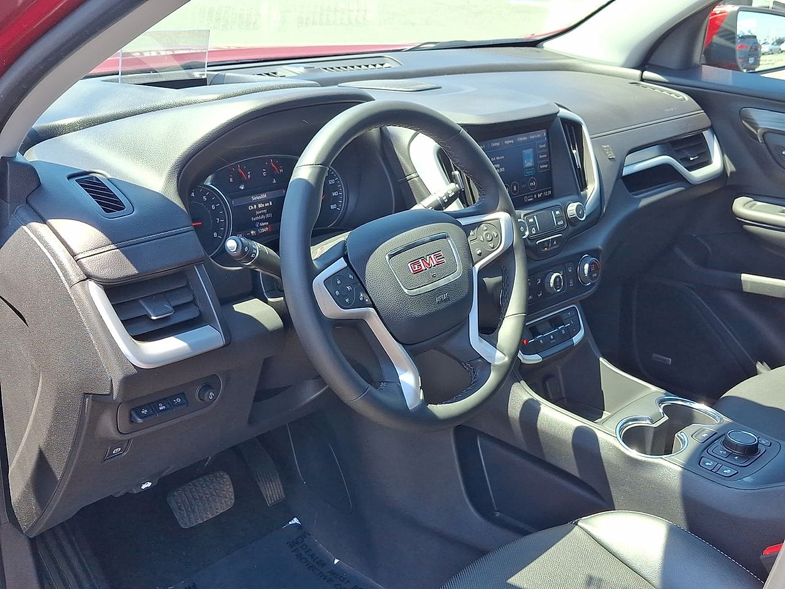 2023 GMC Terrain SLT - Photo 10