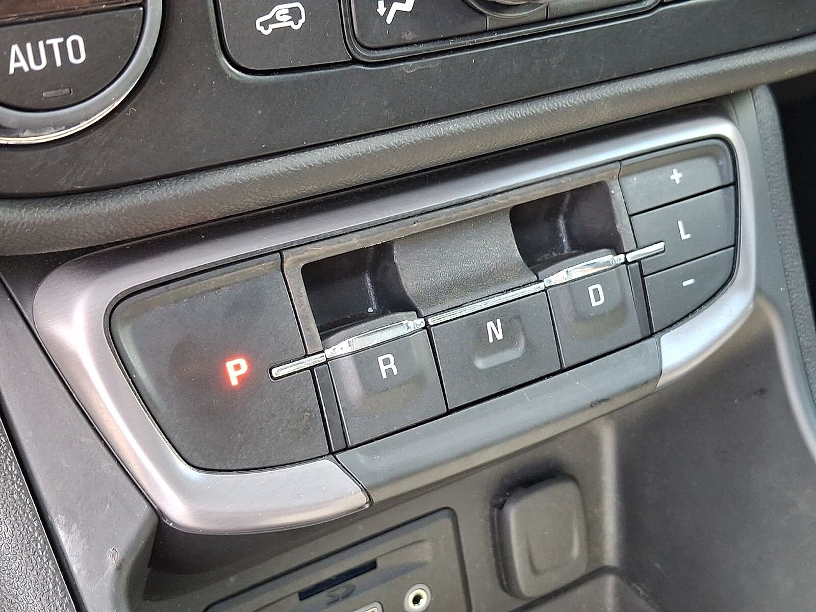 2024 GMC Terrain AT4 - Photo 15