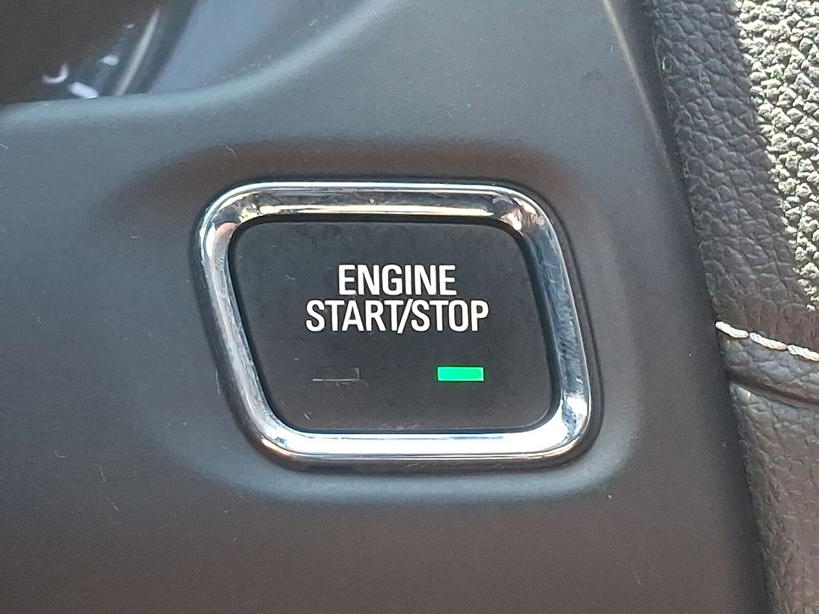 2023 GMC Acadia SLE - Photo 16