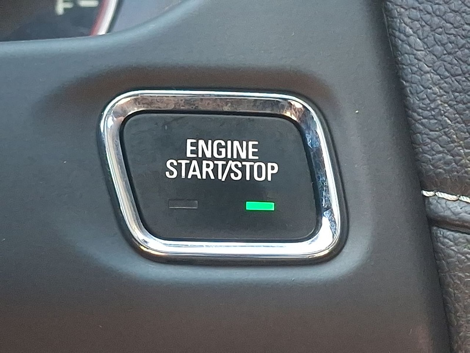 2023 GMC Acadia Denali - Photo 17