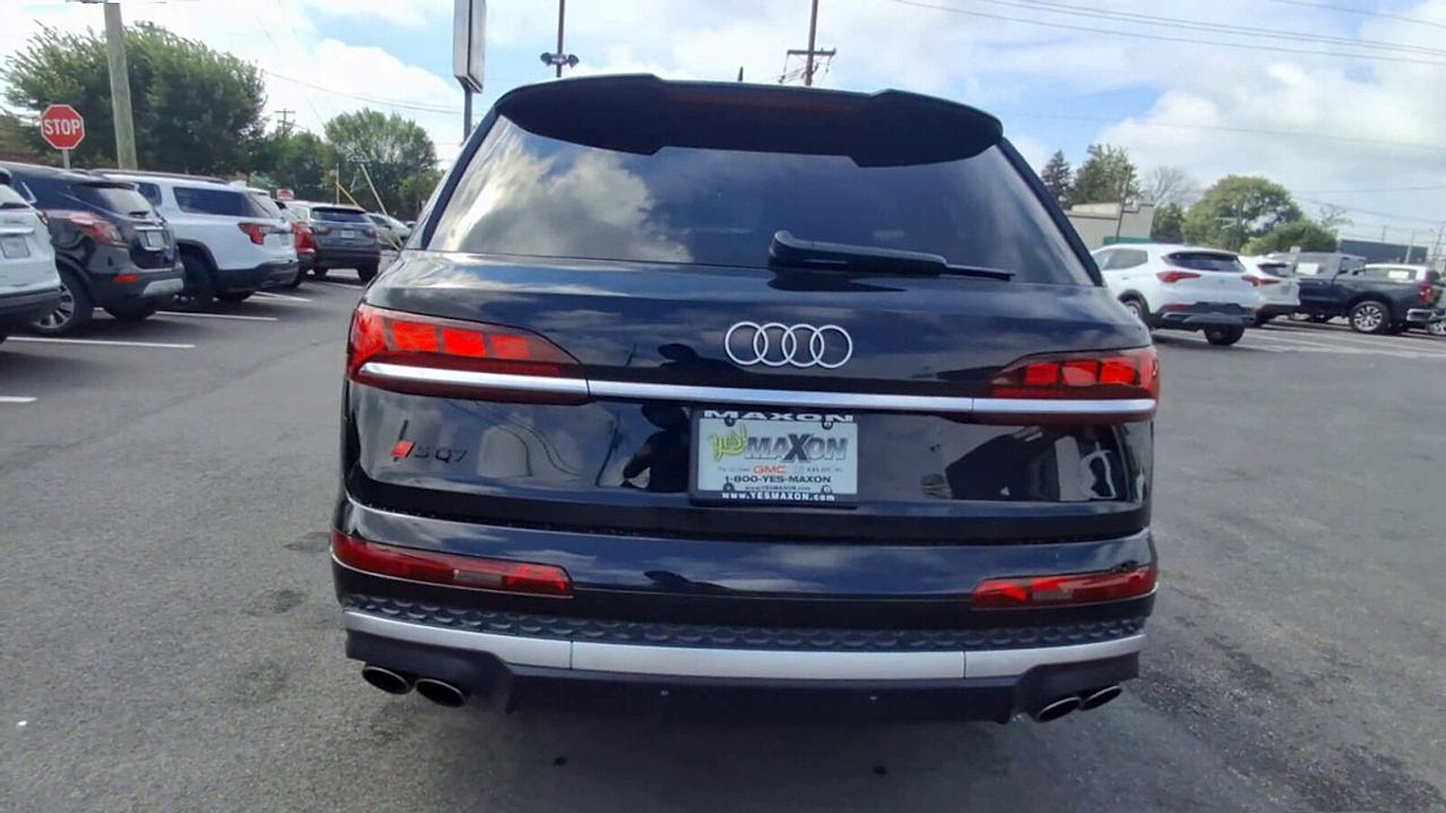 2025 Audi SQ7 Prestige photo 2